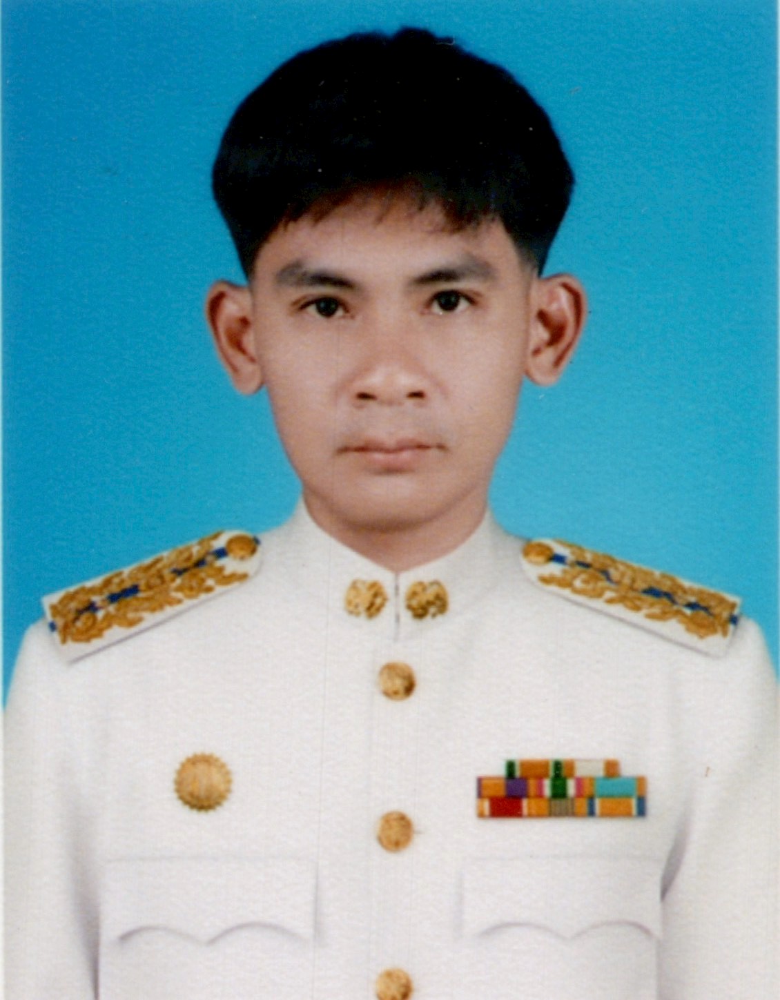 นายชโรธร สว่างภพ